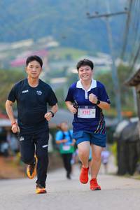 BIB: 8281
                            <button type="button" onclick="openModal(18971665)" class="btn btn-primary btn-sm float-right btn-popup" data-toggle="modal" data-target=".modal-high-quality">
                        <i class="fas fa-shopping-cart"></i> Add to Cart
                    </button>
                                            <button type="button" onclick="isThisMe(18971665, true)" class="btn btn-success btn-sm float-right btn-popup btn-isme hidden" data-toggle="tooltip" data-placement="bottom" title="นี่คือรูปของคุณใช่ไหม คลิกที่นี่เพื่อเอาเข้าอัลบั้ม">
                        <i class="fas fa-plus"></i> Add to album
                    </button>
                    <button type="button" onclick="isThisMe(18971665, false)" class="btn btn-warning btn-sm float-right btn-popup btn-isnotme hidden">
                        <i class="fas fa-ban"></i> Remove from album
                    </button>